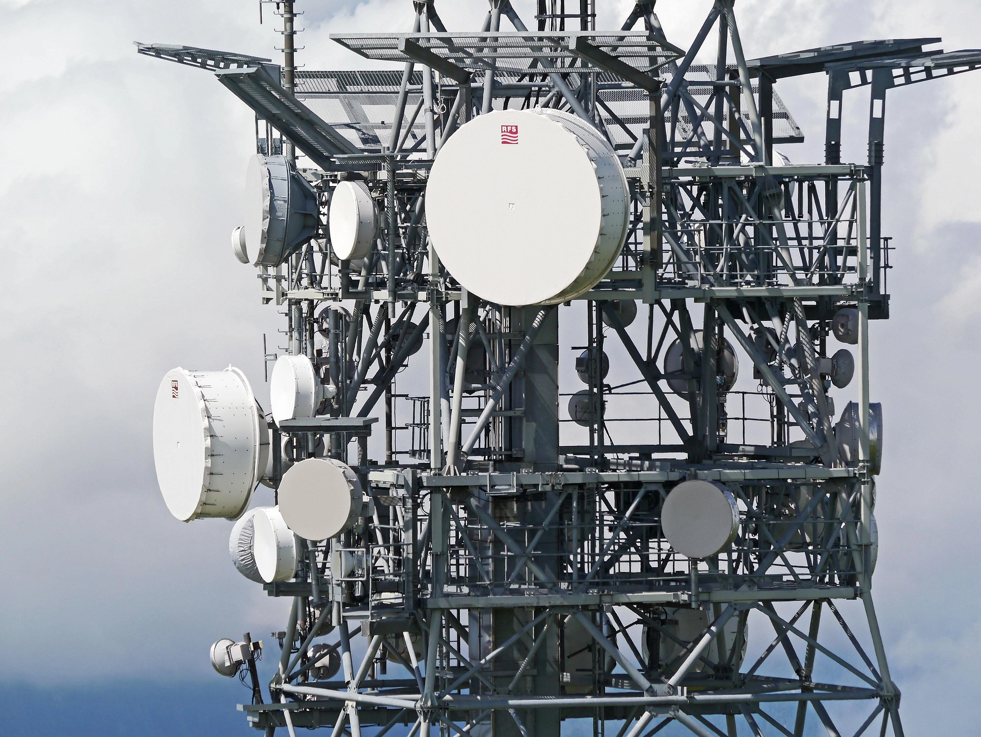 Manutenção em Infraestruturas de Telecomunicação